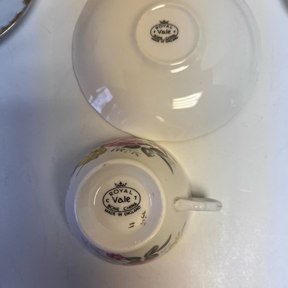 Teacup & Saucer set Royal Vale Bone China England Mothers Day Gifts Tea Lover - Picture 6 of 6